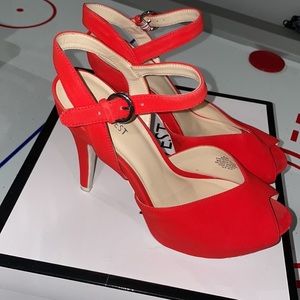 NINE WEST CODE RED SHOE👠 **WORN ONCE**